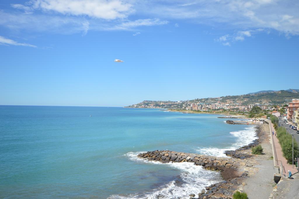 Riva Beach Apartment Riva Ligure Ngoại thất bức ảnh